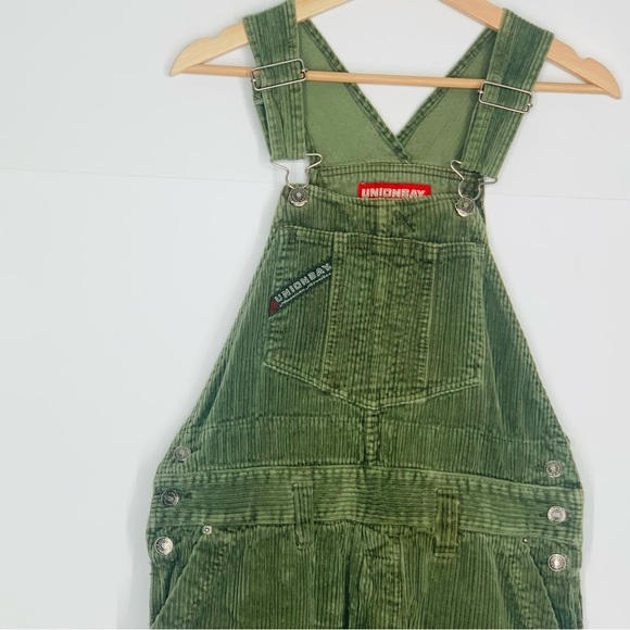 Vintage 90’s Union Bay Corduroy Overalls In Olive Green Size Small 100% Cotton - Picture 2 of 12